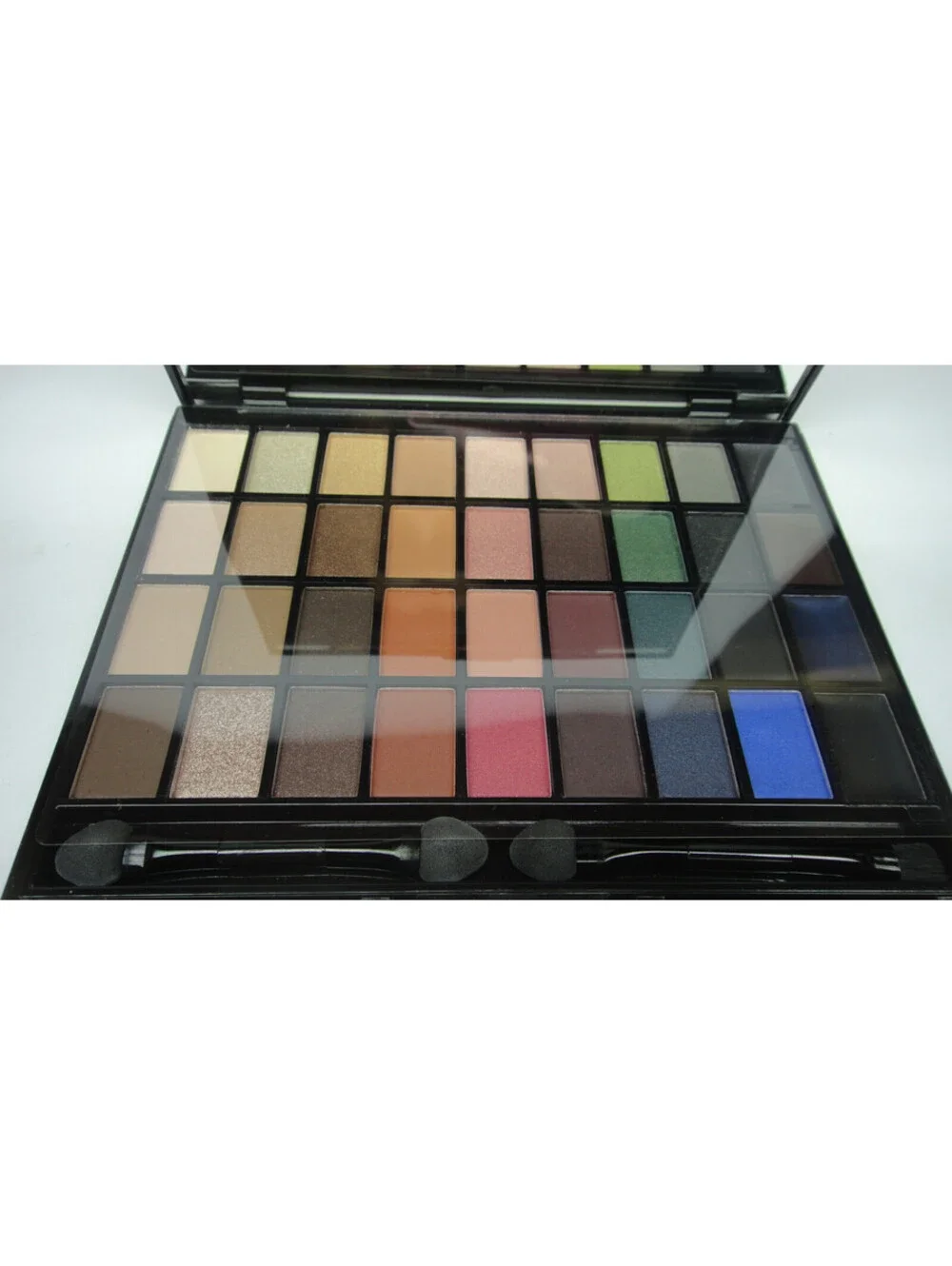 2 x Macy's Eyshadow Eyeliner Palette PLUS 4 Applicators ~ 72 Shades total
